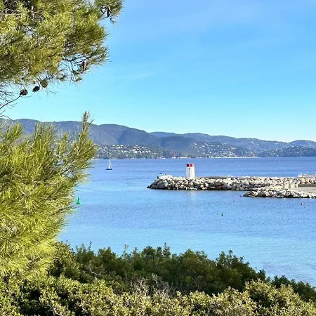 Maison Dedans-dehors à 10 Mn à Pied De La Wifi Clim Bormes-les-Mimosas
