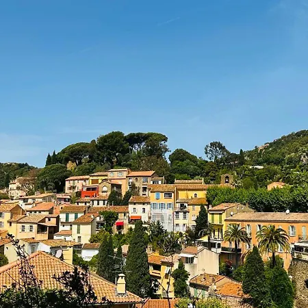Maison Dedans-dehors à 10 Mn à Pied De La Wifi Clim Hébergement de vacances Bormes-les-Mimosas